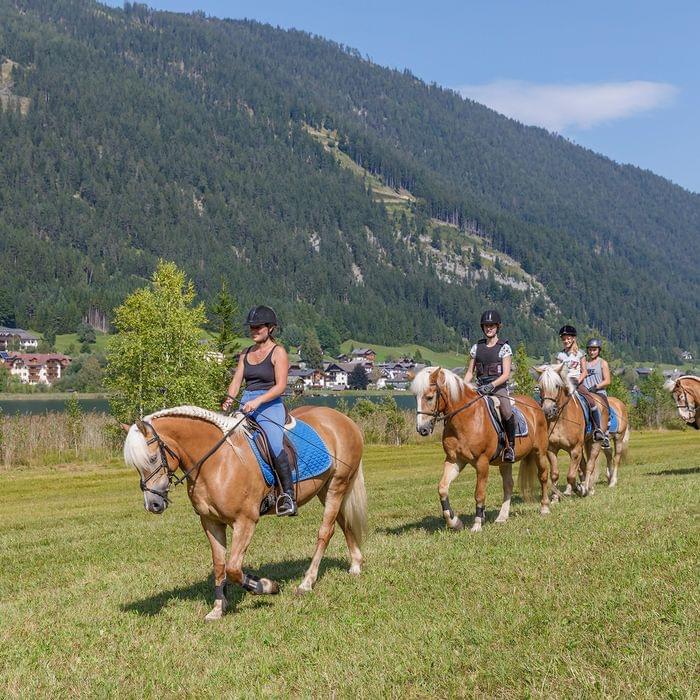 Reitstunden am Pferdehof Rupitsch am Weissensee in Kärnten