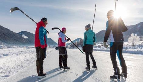 Eishockey am Weissensee