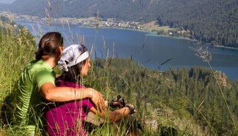 Ausblick beim Wandern auf den Weissensee