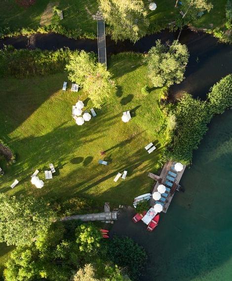 Der Seegarten im Hotel Lacus